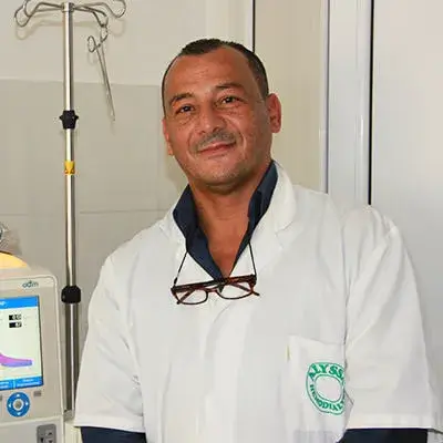 Dr Babchia Ali hemodialyser